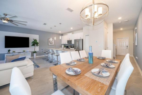4835MCH TOWNHOUSE 4 BEDROOMS & 3 BATHROOMS + POOL